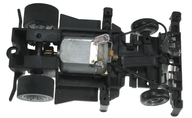 Das V3 Chassis, Pendelachse, Reibradlenkung